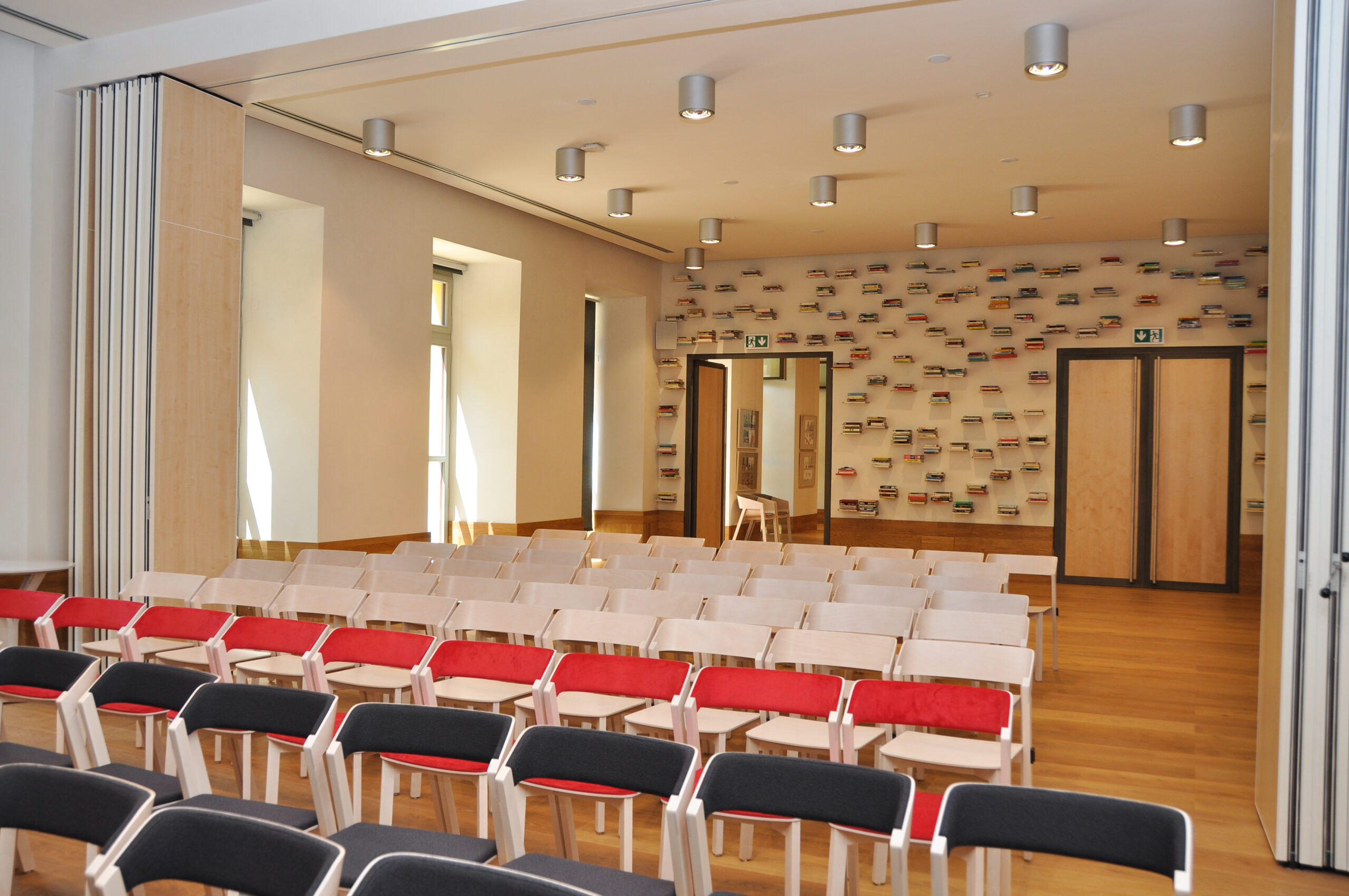 Multifunctional Lecture Hall